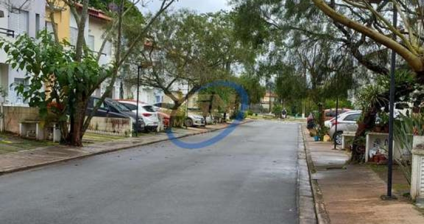 Casa em Condomínio para Locação em Cotia, Paisagem Renoir, 3 dormitórios, 1 suíte, 3 banheiros, 2 vagas