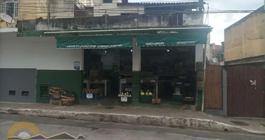 Casa em Aroeira  -  Macaé