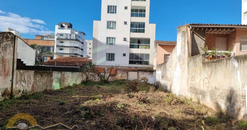 Terreno à venda na Rua Valparaíso, Cavaleiros, Macaé