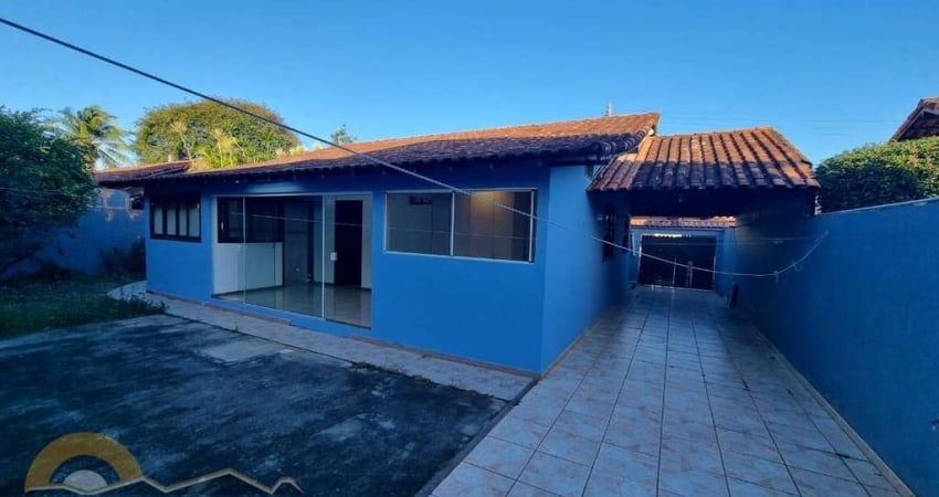 Casa com 3 quartos para alugar na Avenida José Carlos Paes, Granja dos Cavaleiros, Macaé