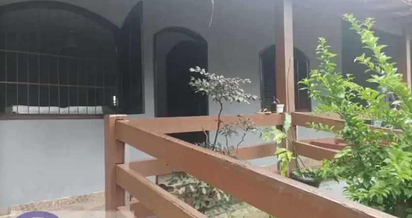 Casa com 2 quartos à venda na Rua Engenheiro Sérgio Vladimir Figueira, Jardim Santo Antônio, Macaé