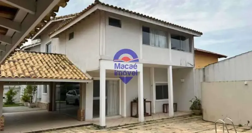 Casa com 5 quartos à venda na Rua Agnes Teixeira Marinho Guimarães, Riviera Fluminense, Macaé