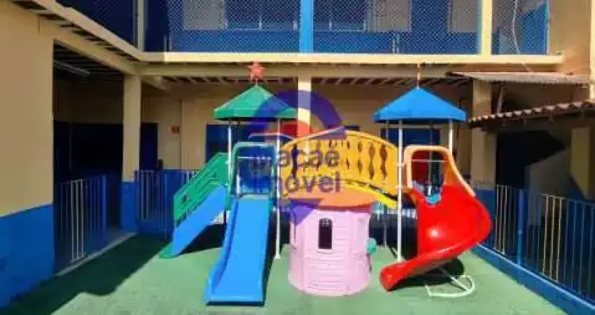 Prédio com 11 salas para alugar na Rua Antero Perlingeiro, Centro, Macaé