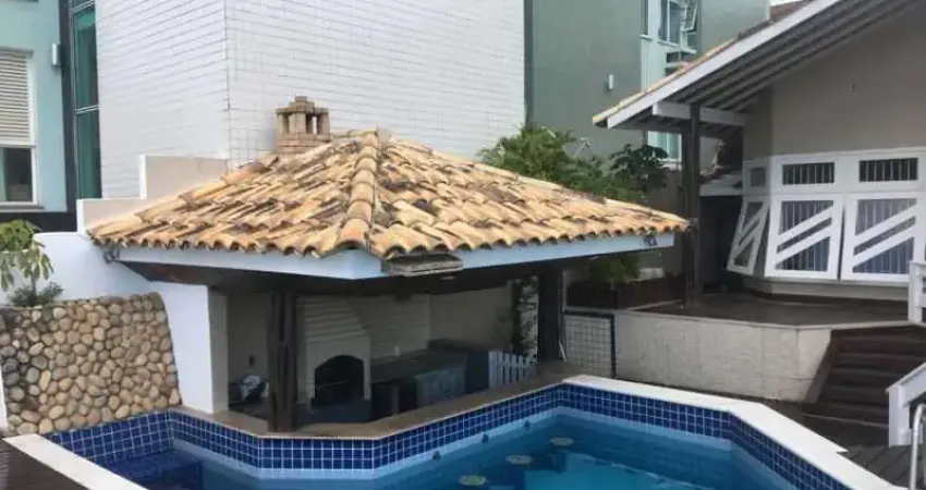 Casa com 7 quartos para alugar na Rua Zélia Franco de Figueiredo Lima, Riviera Fluminense, Macaé