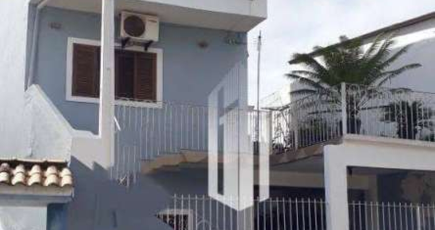 Sobrado com 4 dormitórios à venda, 184m² por R$ 380.000 - Tinga - Caraguatatuba/SP