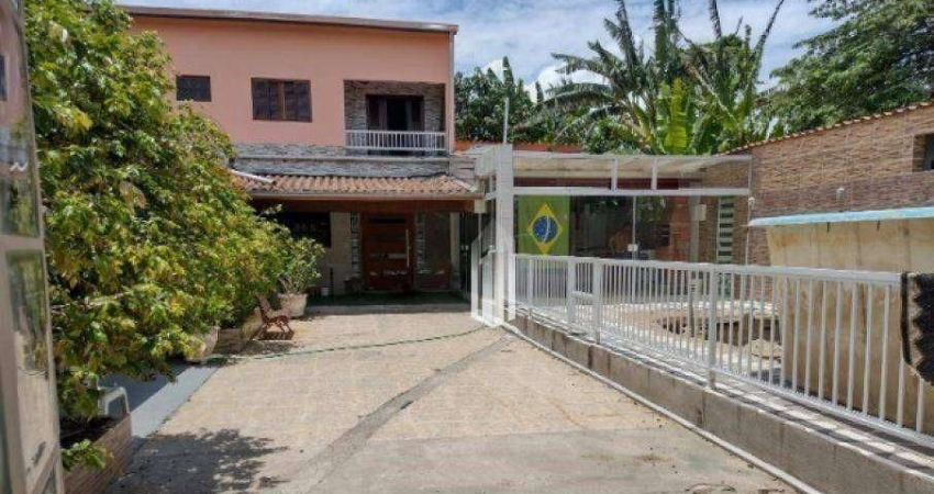 Sobrado com 2 dormitórios à venda, 375m² por R$ 540.000,00 - Morro do Algodão - Caraguatatuba/SP