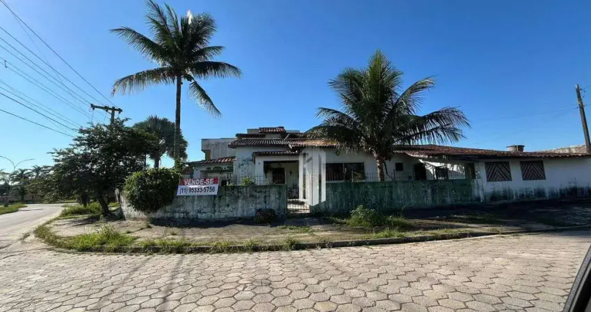 Casa com 5 dormitórios à venda, 211 m² por R$ 850.000,00 - Jardim Britânia - Caraguatatuba/SP