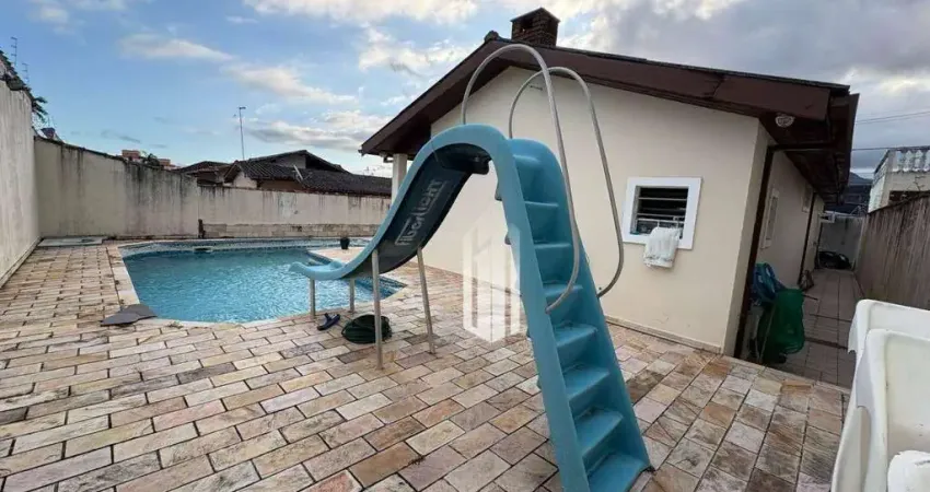 Casa não germinada com lazer completo a 500m da praia!