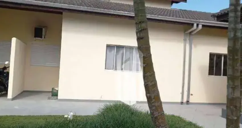 Casa com 2 dormitórios à venda, 75 m² por R$ 300.000,00 - Balneário dos Golfinhos - Caraguatatuba/SP