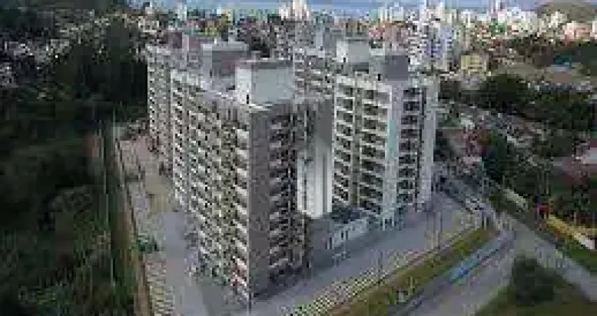 Vista deslumbrante para as montanhas e o pôr do sol mais lindo!