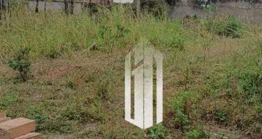 ? Lindo Terreno de 485m² no Capricórnio – Natureza e Potencial de Valorização!