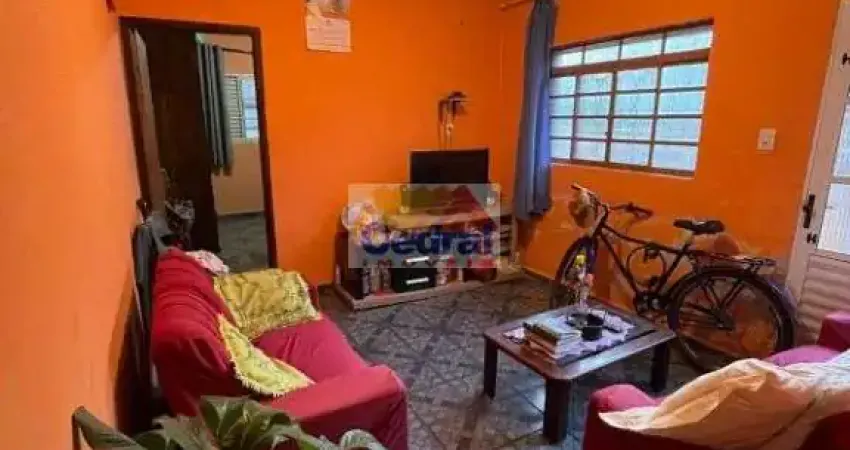 Casa com 2 dormitórios à venda, 65 m² por R$ 410.000,00 - Vila Brasileira - Mogi das Cruzes/SP