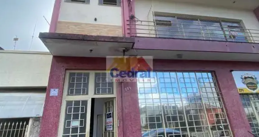 Casa comercial para alugar na Rua Professor Flaviano de Melo, Centro, Mogi das Cruzes