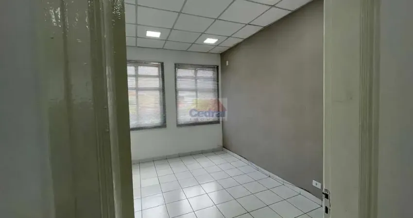 Sala comercial para alugar na Praça Sacadura Cabral, Centro, Mogi das Cruzes