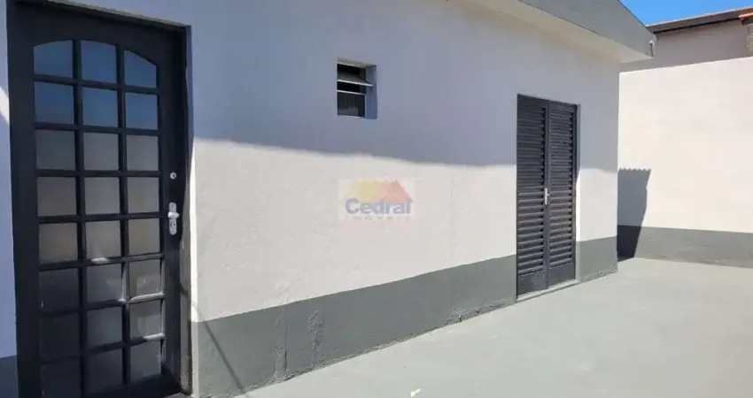 Casa com 2 quartos para alugar na Avenida Francisco Rodrigues Filho, 6230, Vila Paulicea, Mogi das Cruzes