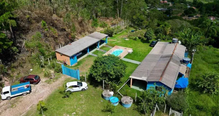 'Encantadora Casa de Campo à Venda em SP'