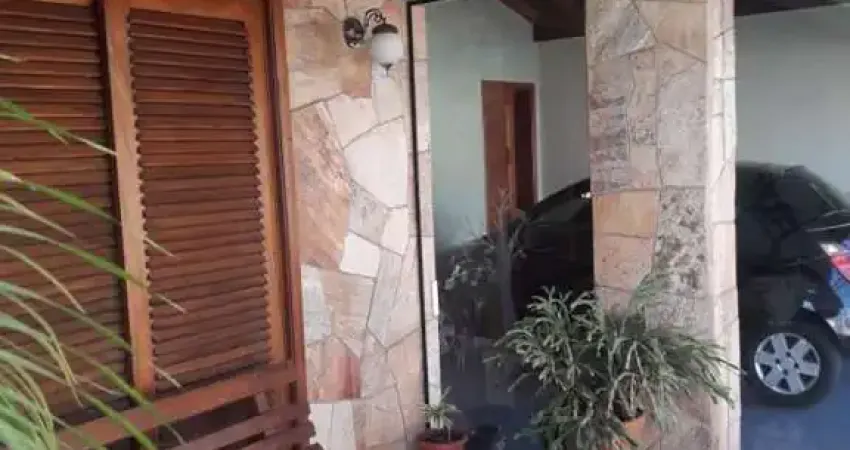 Casa para Venda em Araras, Jardim Cândida, 4 dormitórios, 1 suíte, 3 banheiros, 2 vagas