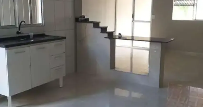 Casa para Venda em Araras, Jardim Terras de Carolina, 2 dormitórios, 1 suíte, 2 banheiros, 2 vagas