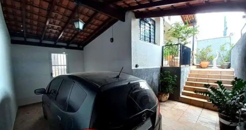 Casa para Venda em Araras, Vila Santo Antônio, 3 dormitórios, 1 suíte, 2 banheiros, 2 vagas