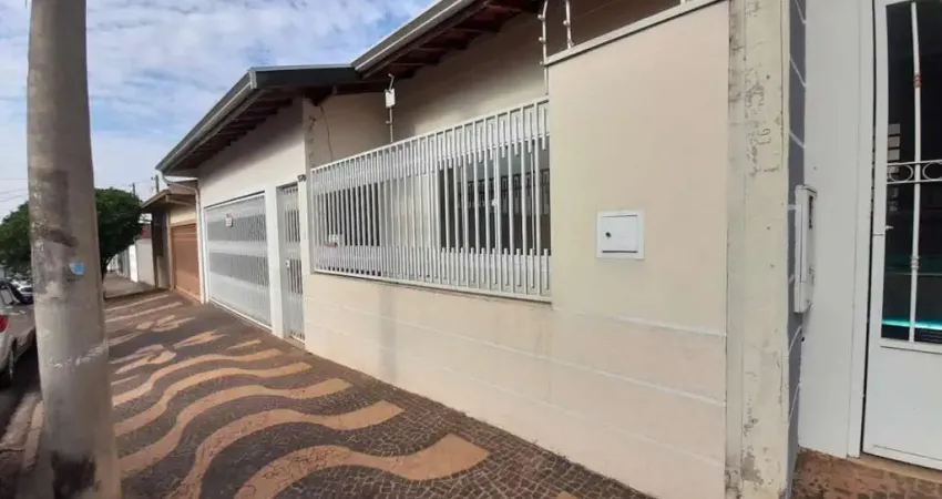 Casa para Venda em Araras, Jardim Abolição de Lourenço Dias, 3 dormitórios, 1 suíte, 2 banheiros, 2 vagas