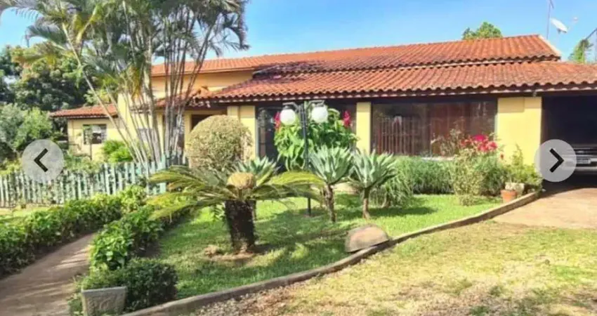 Chácara para Venda em Araras, Jardim São João, 4 dormitórios, 1 suíte, 5 banheiros, 4 vagas