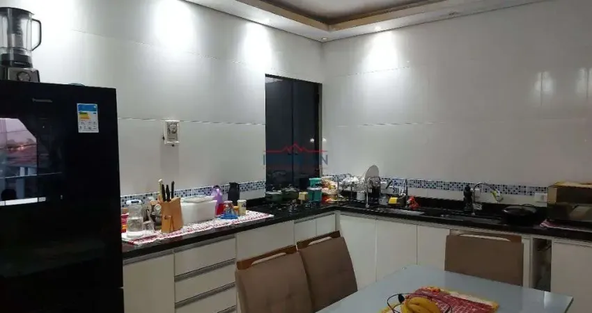 Casa á venda  com 3 dormitórios à venda, 153 m² - Jardim Imperial - Atibaia/SP