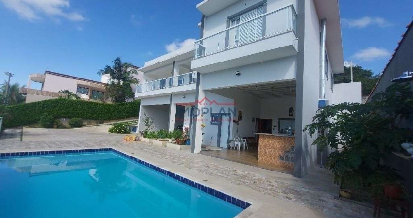 Casa à Venda com 264,58 m² com piscina no Jardim Estância Brasil em Atibaia/SP