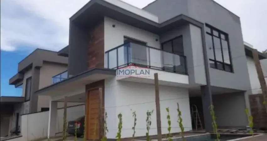Lino imóvel com 3 dormitórios sendo 3 suítes com piscina bem localizado em condo