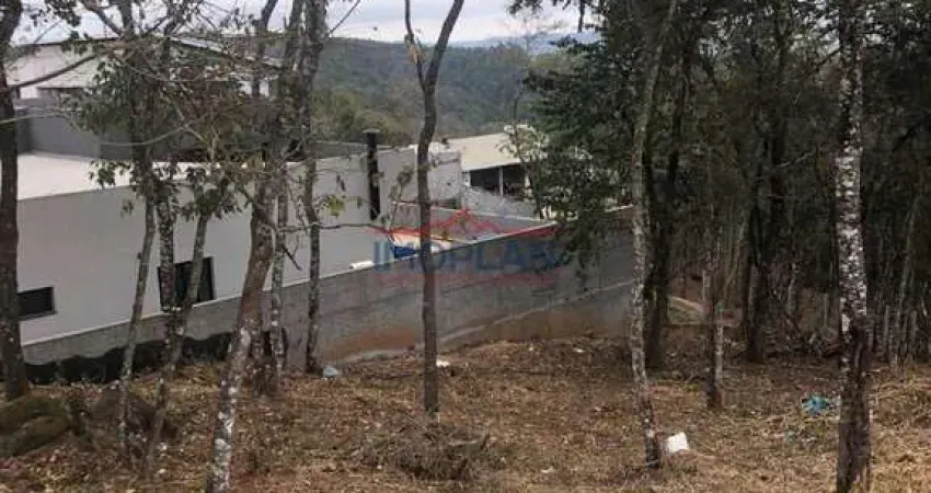 Terreno  à venda com 840 m² Bairro Laranjal em Atibaia - SP