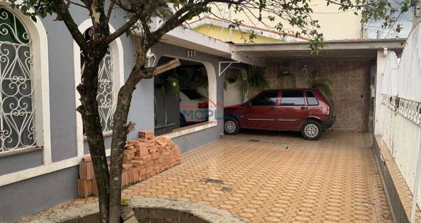 Casa  á venda  com 257 m² em ótima localização em Atibaia SP - Alvinopolis