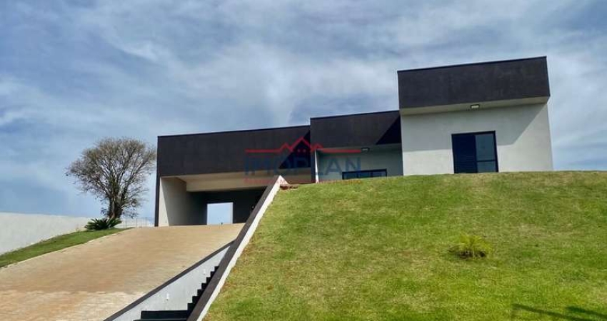 Casa térrea à venda  com piscina em condomínio fechado  em Atibaia - SP   - Cond