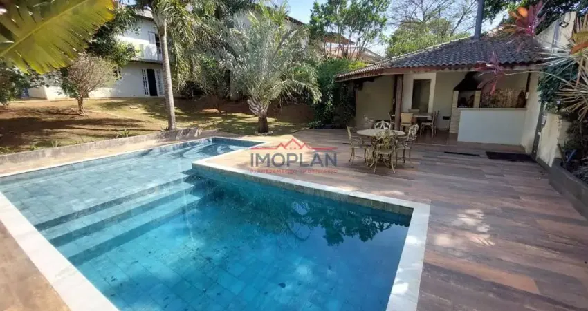 Descubra a Vida Luxuosa no Coração de Atibaia - Seu Paraíso Particular!