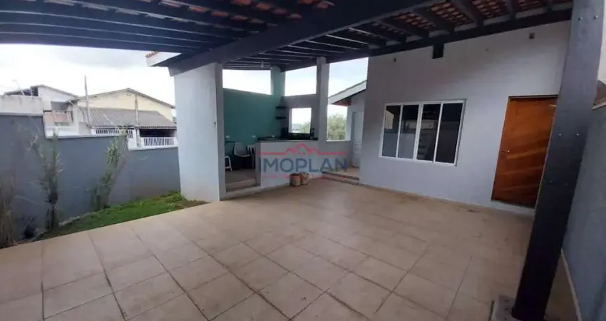 Casa  com 2 Dormitórios 2 suítes com 138 m² em ótima localização em Atibaia SP -