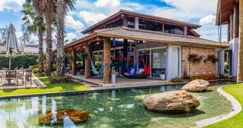 Casa com 5 suítes em um dos melhores Condomínios de Atibaia