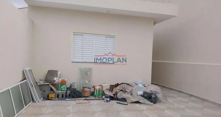 Casa á venda  com 94 m² m² em ótima localização em Atibaia SP - Jardim das Cerej