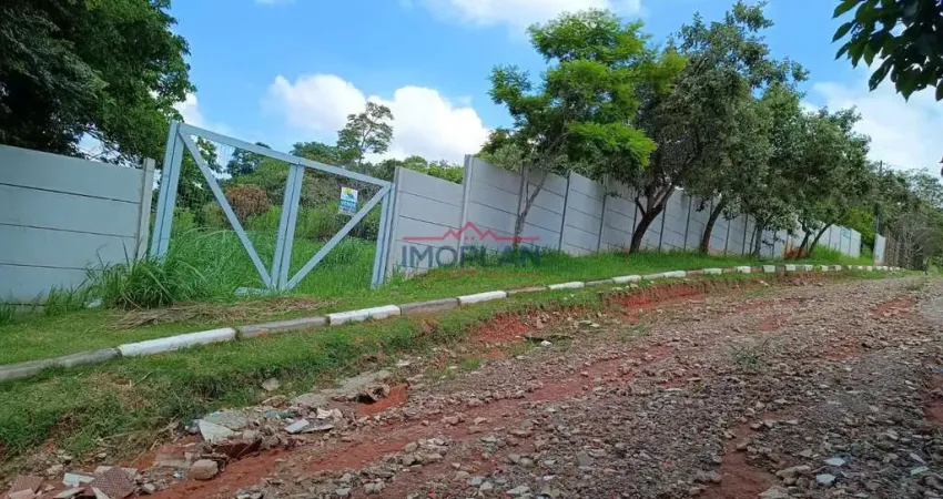 Terreno em condomínio fechado à venda no Jardim Colonial, Atibaia 