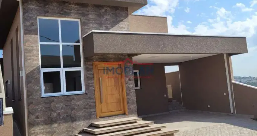 Casa à venda com 192 m² com piscina e espaço gourmet em ótima localização em Ati