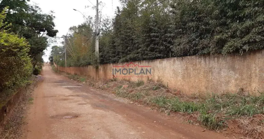 Terreno á venda  com 4358 m²  em ótima localização em Atibaia SP - Chácaras Fern