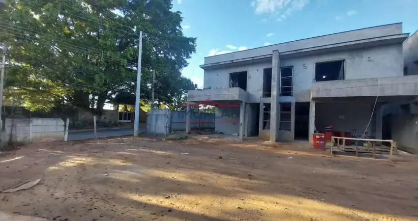 Casa á venda com 104 m² em Condomínio fechado ( Em construção ) em Atibaia - SP