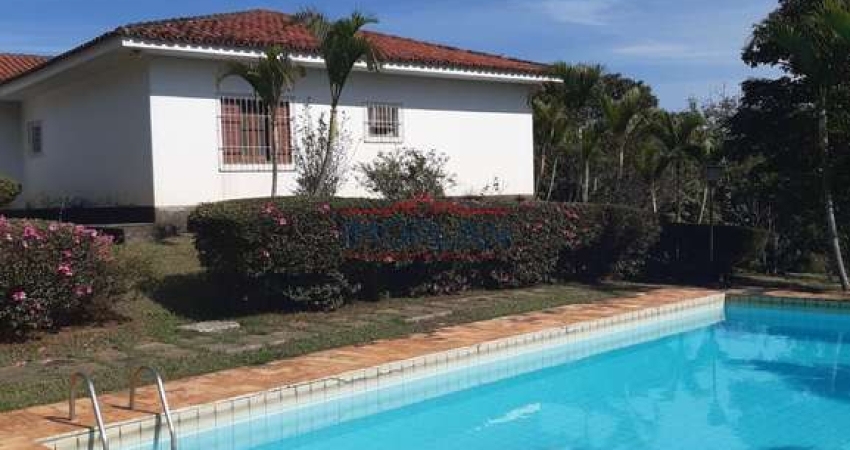 Casa á venda com 400 m² San Fernando Valley, Atibaia, São Paulo