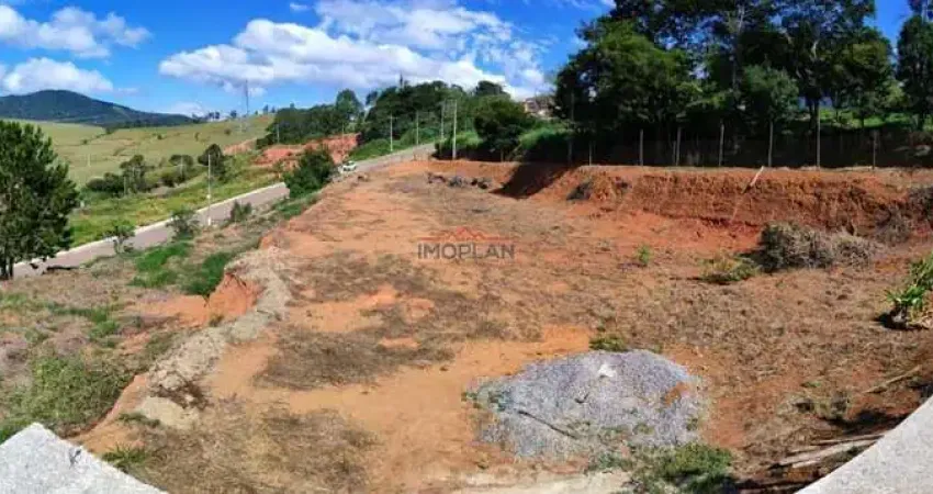 Terreno á venda com 2000 m² em Piracaia - SP Bairro San Marino