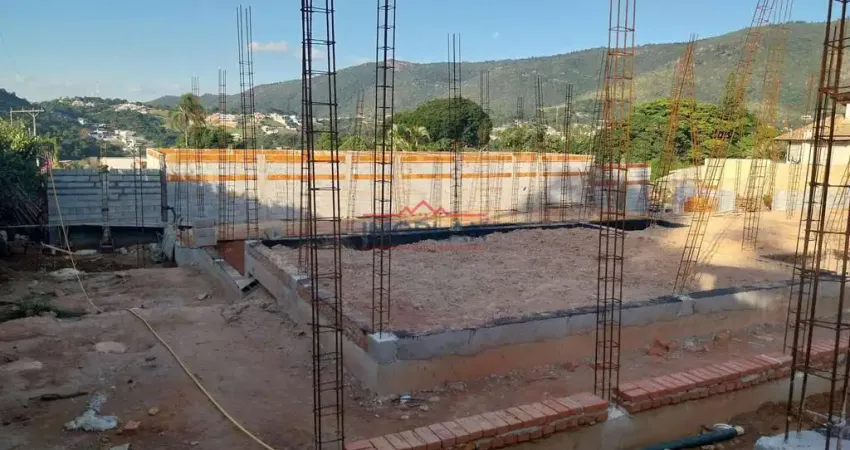 Casa à venda com 93,89 m² - Vila Petrópolis - Atibaia/SP -