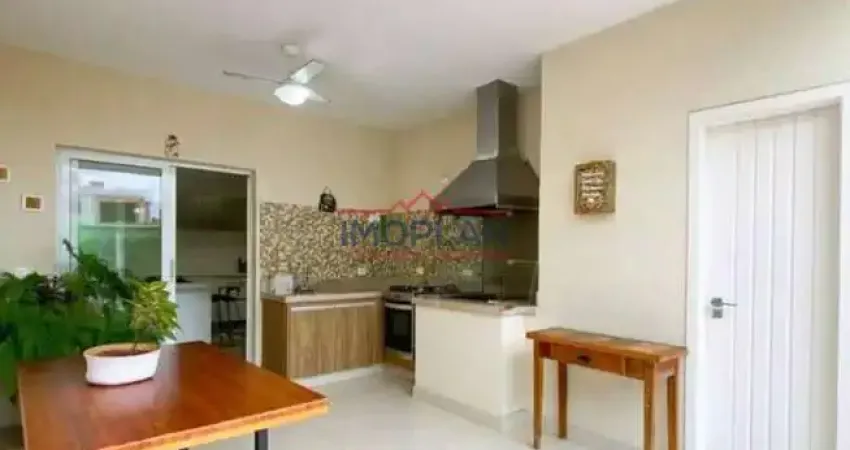 Casa com 3 quartos à venda na Vila Santista, Atibaia 