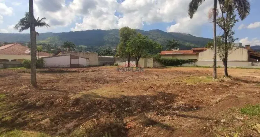 Terreno à venda no Condomínio Flamboyant-B, Atibaia