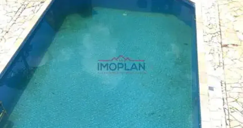 Casa á venda -com 203,04 m² com piscina  jardim paulista - atibaia - sp