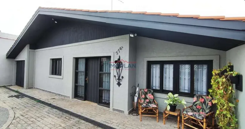 Casa à venda em atibaia , térrea , piscina , lareira, churrasqueira , forno de.p