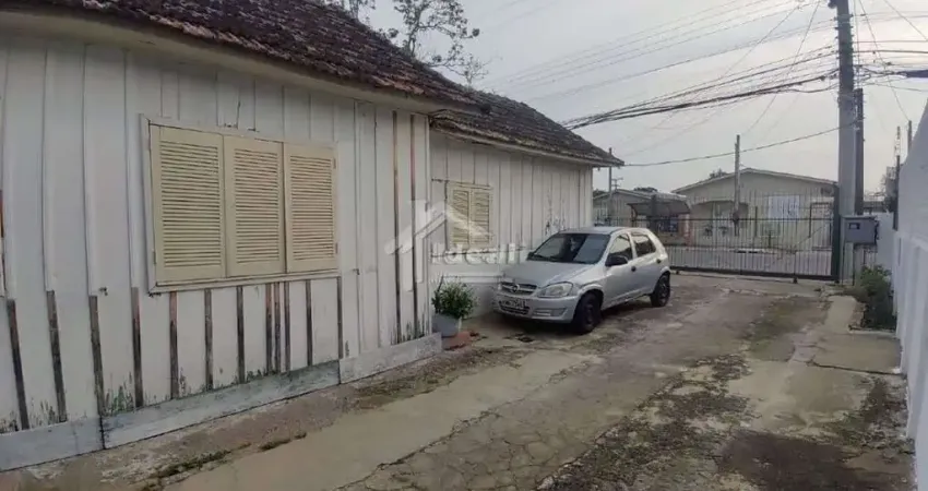 Casa à venda na Avenida Farroupilha, 605, Niterói, Canoas