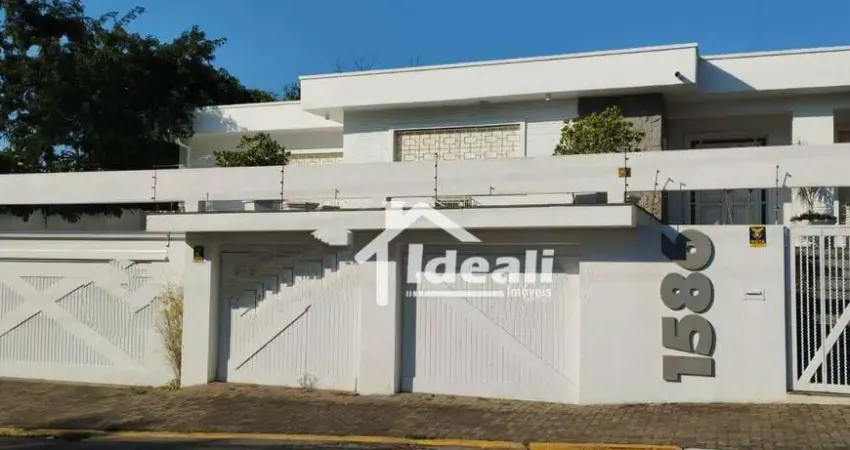 Casa com 3 dormitórios para alugar, 300 m² por R$ 8.457,00/mês - Cristo Rei - São Leopoldo/RS