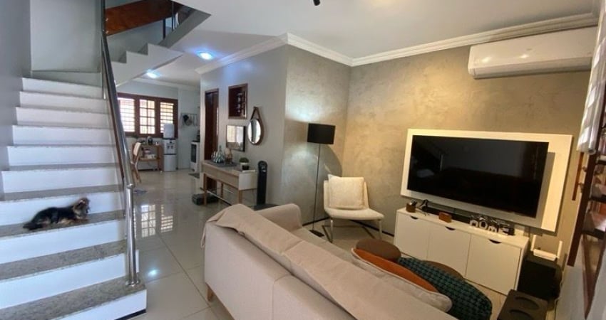 CASA DUPLEX- SOLTA Próximo ao Centro administrativo do bairro Cambeba 3 quartos
