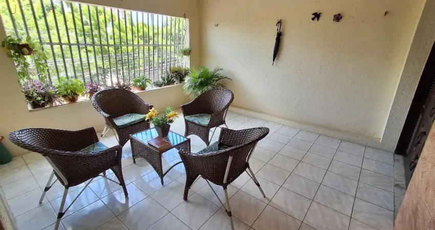 CASA DUPLEX DE 05 QUARTOS EM MESSEJANA